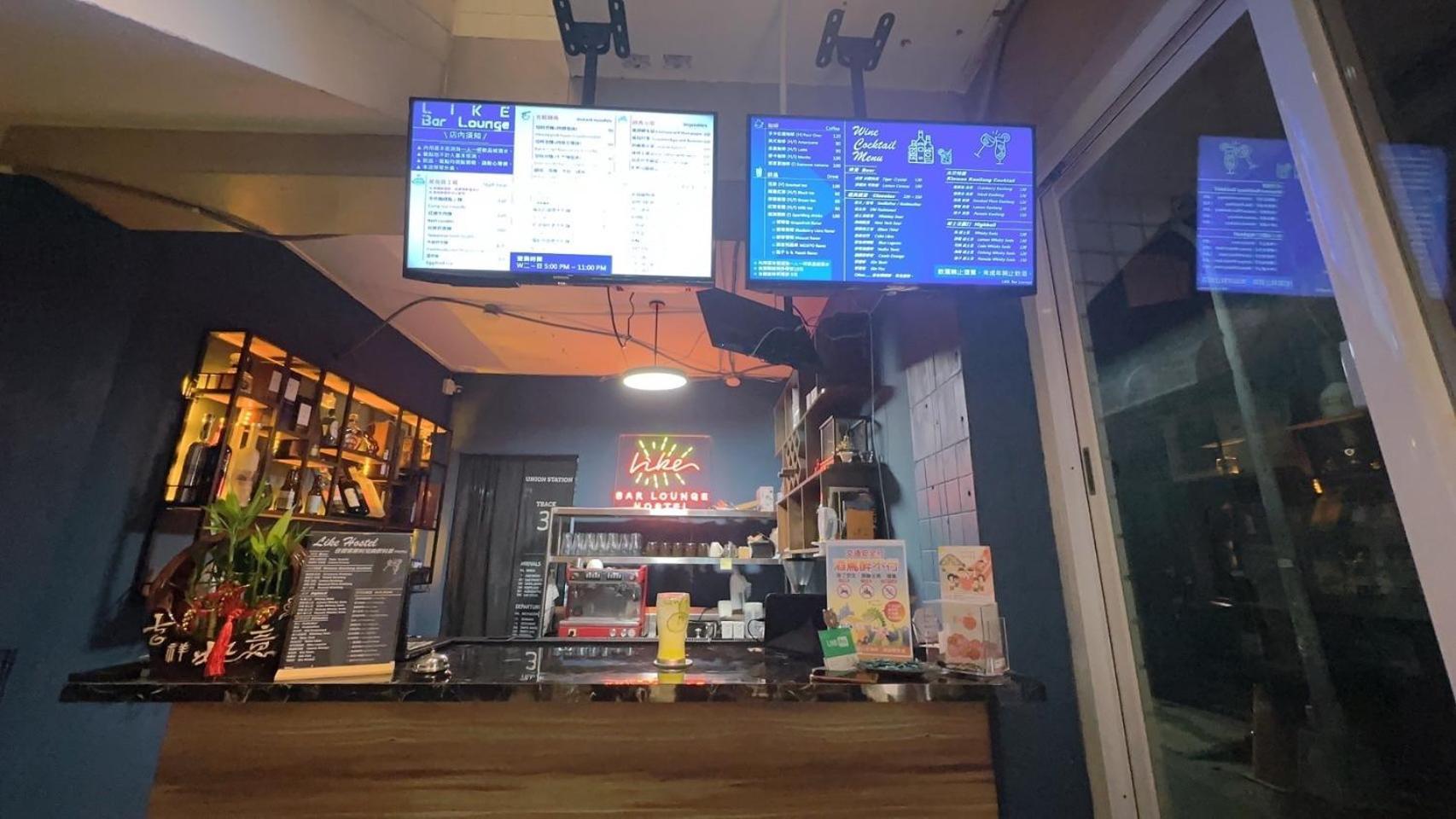 Like Hostel & Bar Lounge Cao Hùng Ngoại thất bức ảnh